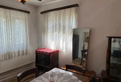 Casa de vanzare zona Rahova!