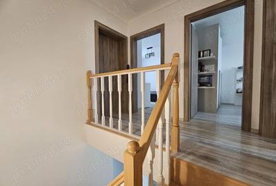 Casă cu 4 camere în Central - 1