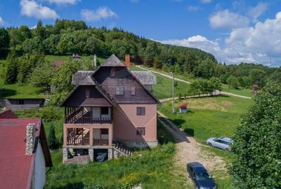 Casa / Vila de vanzare Fundata- Romania - 34