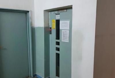 Spațiu comercial, de 3,022 mp, în Unirii - 10