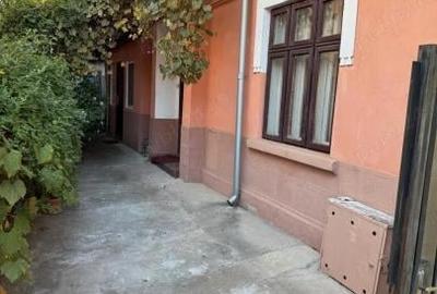 CASA MICUTA 3CAM, SINGUR CURTE  CU POTENTIAL,TEREN 145MP SC-95 UTILITATI LIBERA - 3