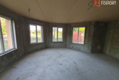 Casa individuala cu 5 camere si 2 bai, Central Jebel - 8