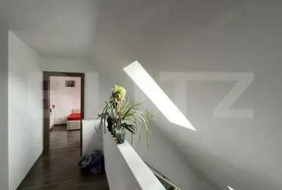 Apartament cu 3 camere decomandat în Central - 13