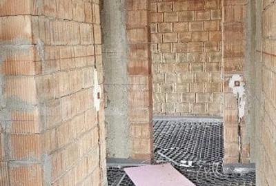 Casa la rosu, 4 camere, terasa mare cu vedere foarte frumoasa, zona Visan - 3