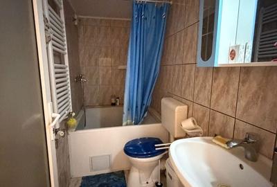 Casă cu 7 camere cu Canalizare în Tomis II - 12