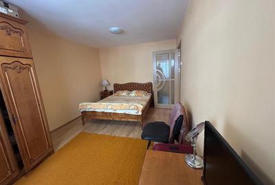 Apartament cu 3 camere decomandat, mobilat în Brăilei - 12