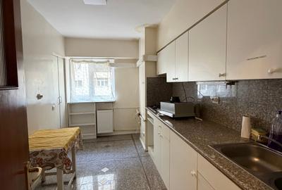 Apartament cu 3 camere semidecomandat în Universitate - 9