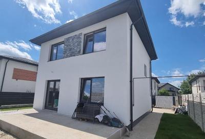 Casa individuala - 4 camere 2 bai -325 mp teren -15 minute statie STV - 1