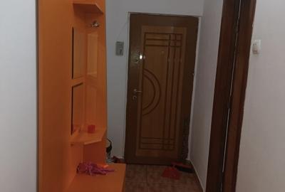 Apartament cu 2 camere decomandat în Traian - 2