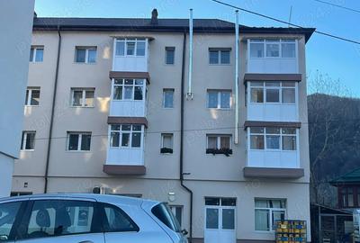 Vand apartament in zona turistica Siriu Buzau - 1