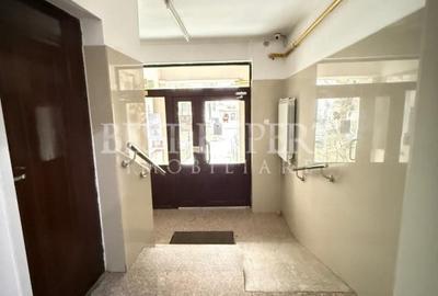 Apartament 3 camere Campia Libertatii -Geam la Baie - 12