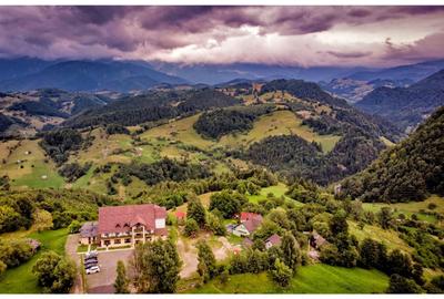 Pensiune superba cu priveliste de vis - 16