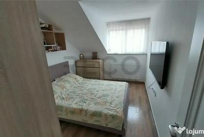 Casă cu 7 camere cu Teren 2203 Mp în Sântion - 14