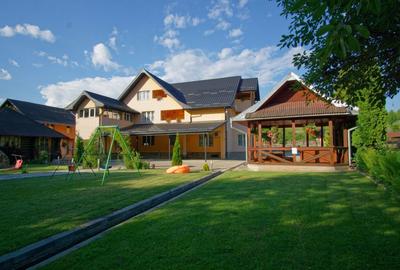 Casă cu 4 camere în Vatra Moldoviței - 5