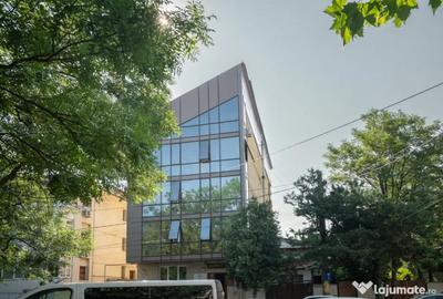 Spațiu comercial, de 923 mp, în Drumul Sării - 1