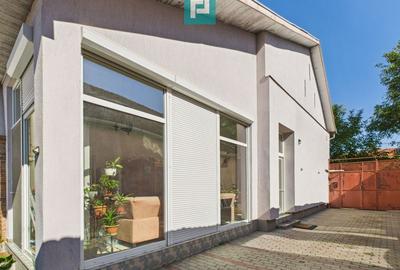 Casă cu piscină și teren generos, Sântana Casă cu piscină și teren generos, Sântana - 1