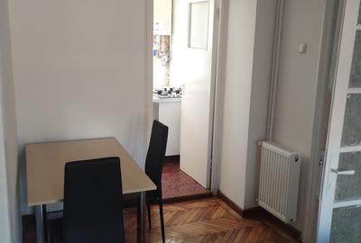 Garsonieră decomandată în Unirii - 1