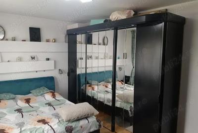 Apartament cu 4 camere decomandat în Ultracentral