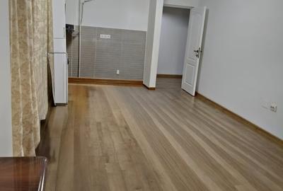 Garsoniera 42 mp de inchiriat – zona ultracentrala Targu Jiu, ideala birou - 2