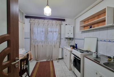 Apartament cu 3 camere decomandat în Mioriței - 12