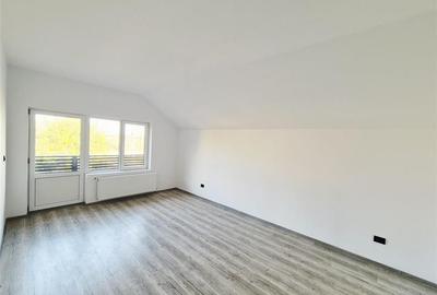 Casă cu 5 camere cu Teren 700 Mp în Miroslava - 4