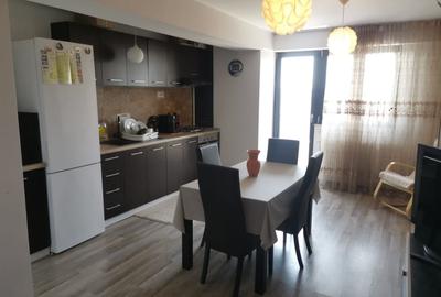 Apartament de vanzare, cu 2 camere, 66 mp, zona Promenada Mall