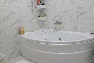 Casă cu 4 camere în Central - 2