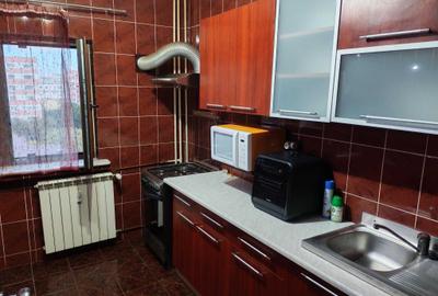 Apartament cu 2 camere decomandat în 13 Septembrie