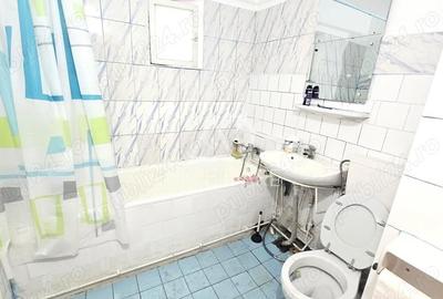 Apartament cu 3 camere decomandat în 9 Mai - 2