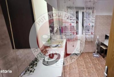 Apartament cu 4 camere decomandat în Titan - 2