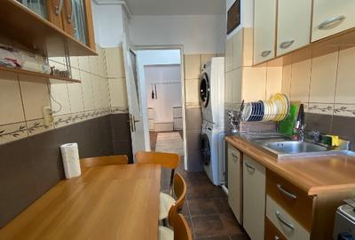 Vand apartament 3 camere Sos. Colentina nr. 72, 65mp utili. Proprietar - 12