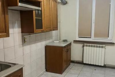 Apartament cu 3 camere decomandat în Siret - 8
