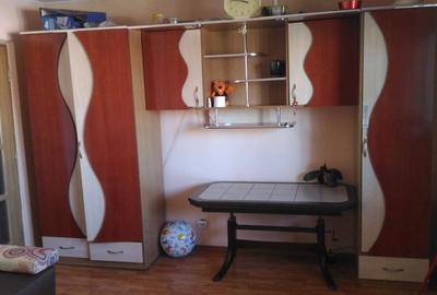 Garsonieră decomandată în Central - 8