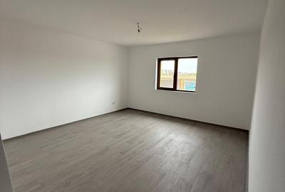 Duplex cu 4 camere cu Canalizare în Dumbrăvița - 4