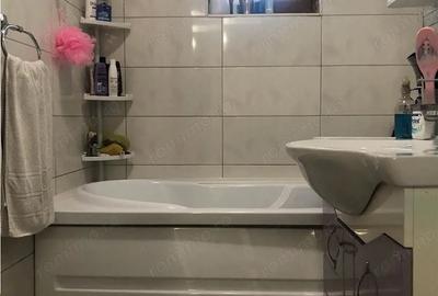 Apartament cu 4 camere decomandat, mobilat în Noua - 18