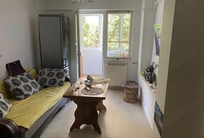 Apartament cu 2 camere decomandat în Central - 3