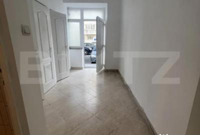 Spațiu comercial, de 60 mp, în Central - 2