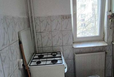 Apartament cu 3 camere semidecomandat în Exterior Vest - 4