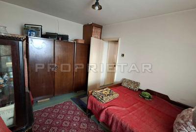 Apartament cu 2 camere semidecomandat în Apusului