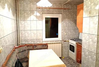 Garsonieră decomandată în Decebal - 9