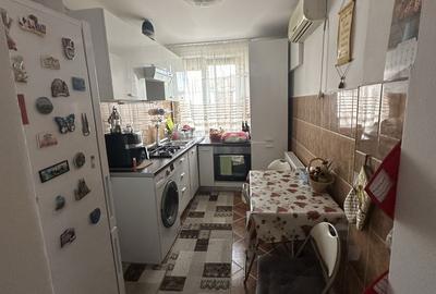 Apartament cu 3 camere decomandat în Central - 3