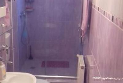 Apartament cu 4 camere decomandat în P-ța Victoriei - 2