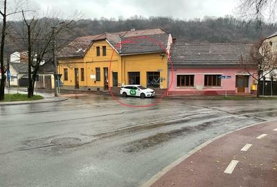 De închiriat spațiu comercial zona podul Budacului  Codrisor - 1