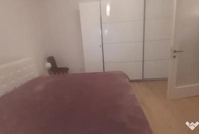 Apartament cu 3 camere semidecomandat în Central - 6