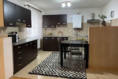 Casă cu 4 camere cu Teren 380 Mp în Central - 8