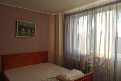 Apartament 4 camere,Bloc reabilitat ,Decebal, Str. Splaiul Crisanei - 2