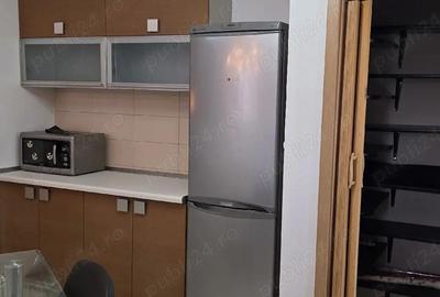 Apartament cu 3 camere decomandat în Central - 1