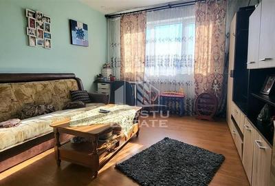 Apartament cu 3 camere, etaj intermediar, zona Dacia - 2
