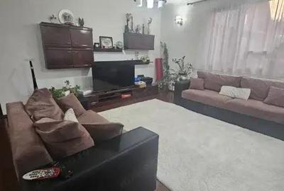 Casă cu Teren 518 Mp în Cârcea - 3