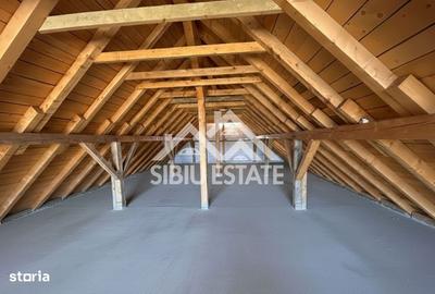 Casă cu 3 camere cu Teren 2800 Mp în Central - 11